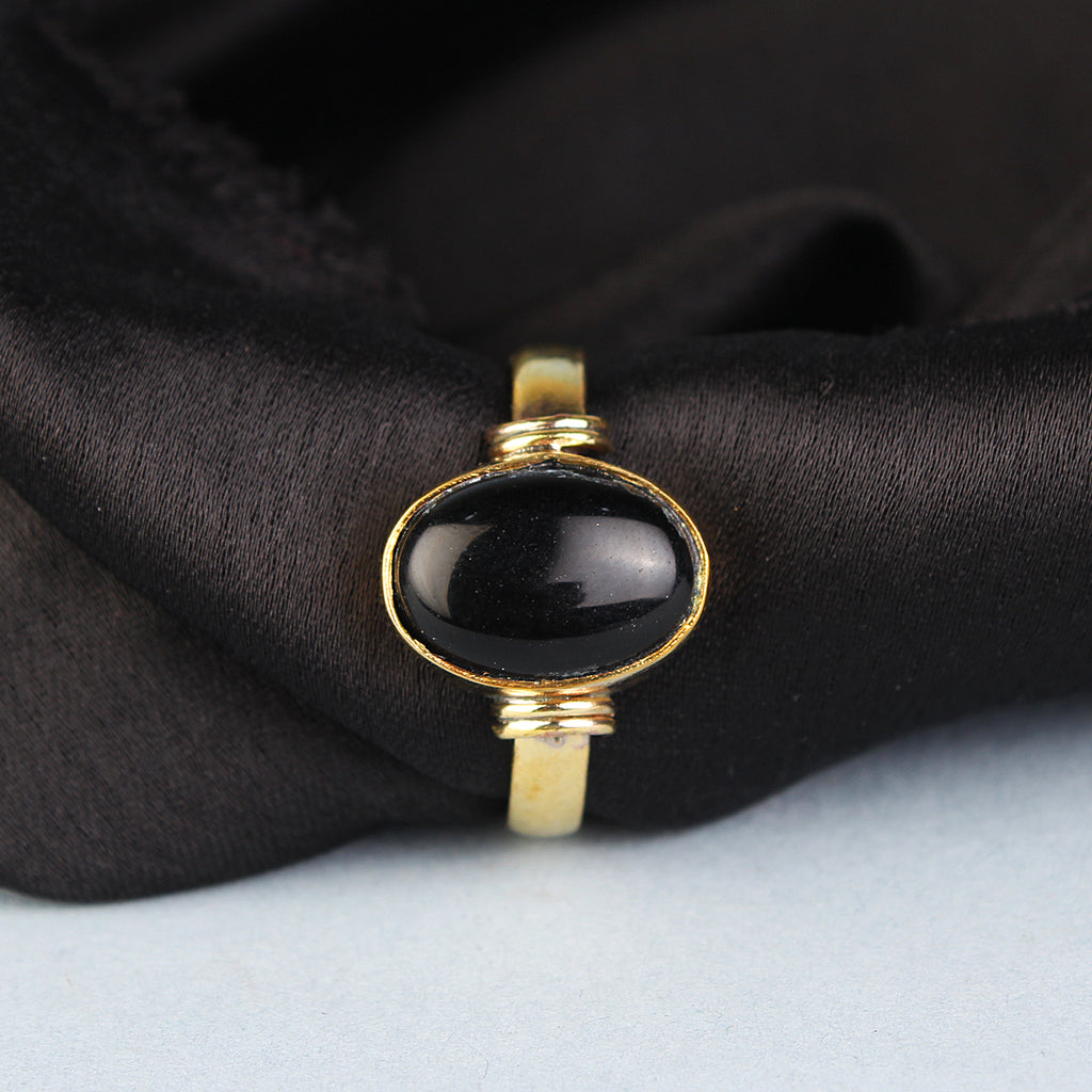 Handmade Gold-Plated Black Sulemani Hakik Stone Oval Black Onyx Agate Statement Ring Astrological Birthstone Jewelry Adjustable Size for man and women