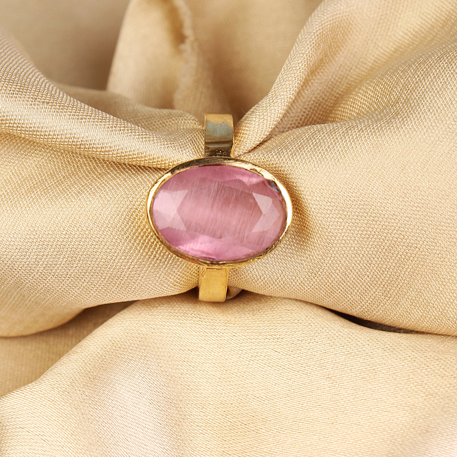 Premium Natural Rose Quartz (Pink Quartz) Gemstone Gold Plated Ring Panchdha Oval Faceted Cut, Adjustable Healing Birthstone Ring for Love and Peace (Men & Women)