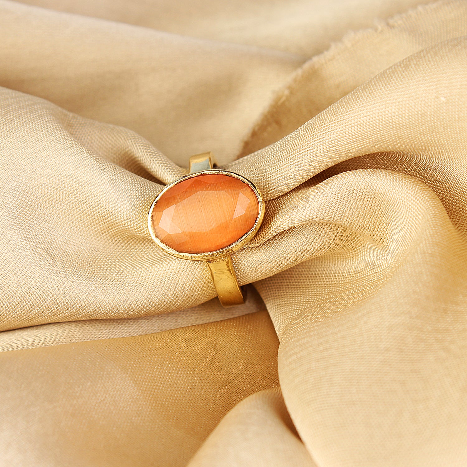 Premium Natural Orange Cat’s Eye (Lehsunia) Gemstone Gold-Plated Panchdhatu Ring Oval Faceted Cut, Adjustable Astrological Birthstone Ring for Success & Protection (Men & Women)