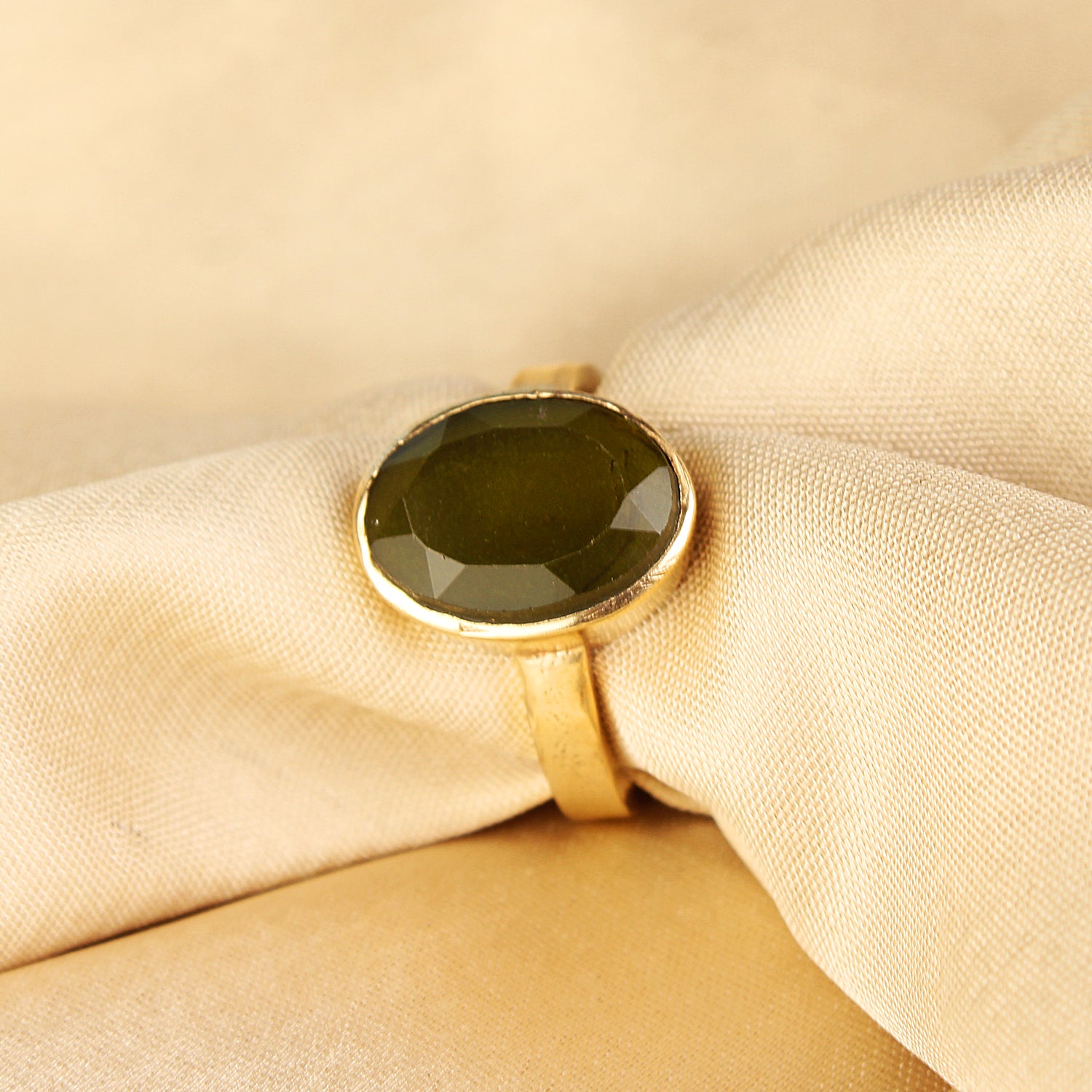 Premium Natural Peridot (Zabargad) Gemstone Gold-Plated Ring Panchdhatu Oval Faceted Cut, Adjustable Astrological Birthstone Ring for Mercury (Men & Women)