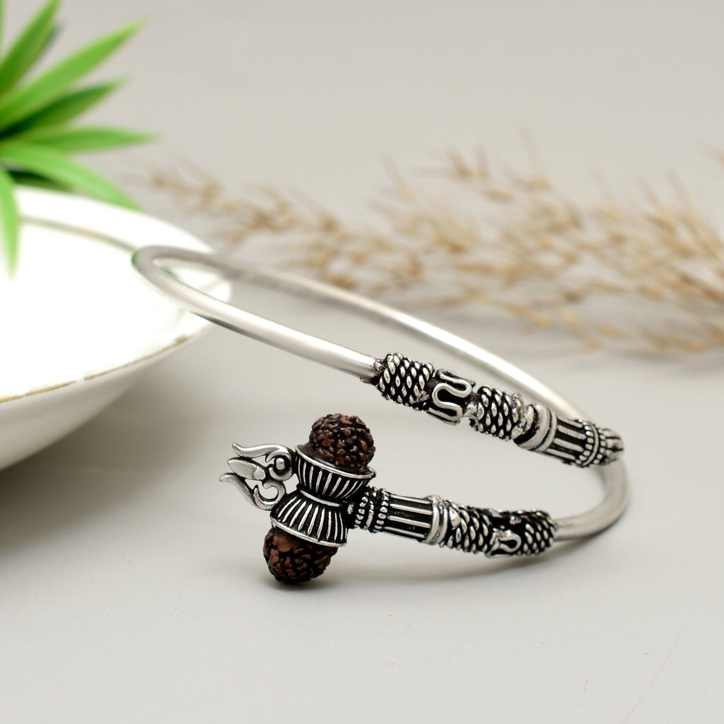 Exquisite Oxidised Silver Rudraksha Trishul-Damru Kada Bracelet – Handcrafted Spiritual Statement Jewelry for Men and Women