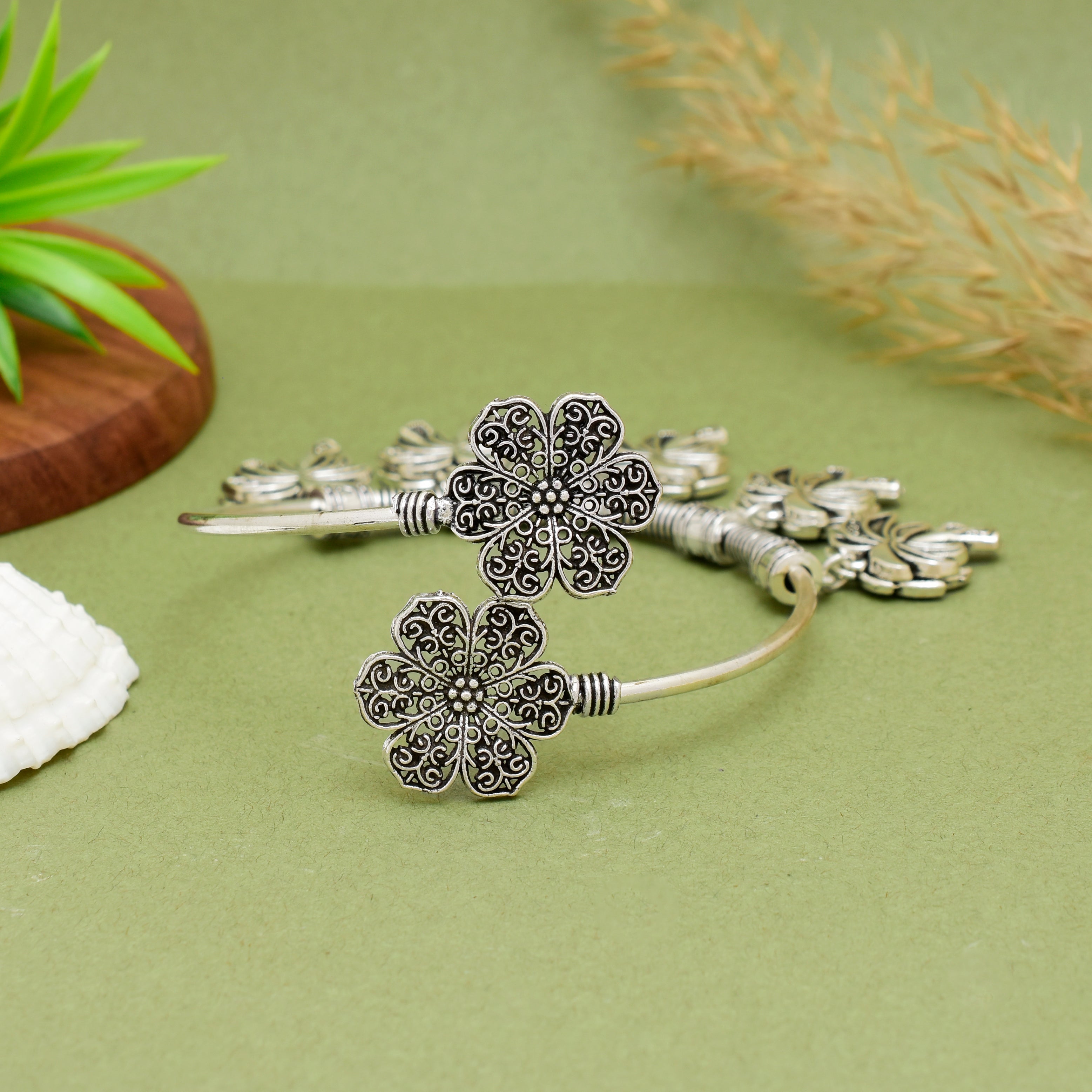 Exquisite Oxidised Silver-Plated Palm Tree Charm Kada – Handcrafted Tribal Statement Bracelet for Modern Ethnic Elegance
