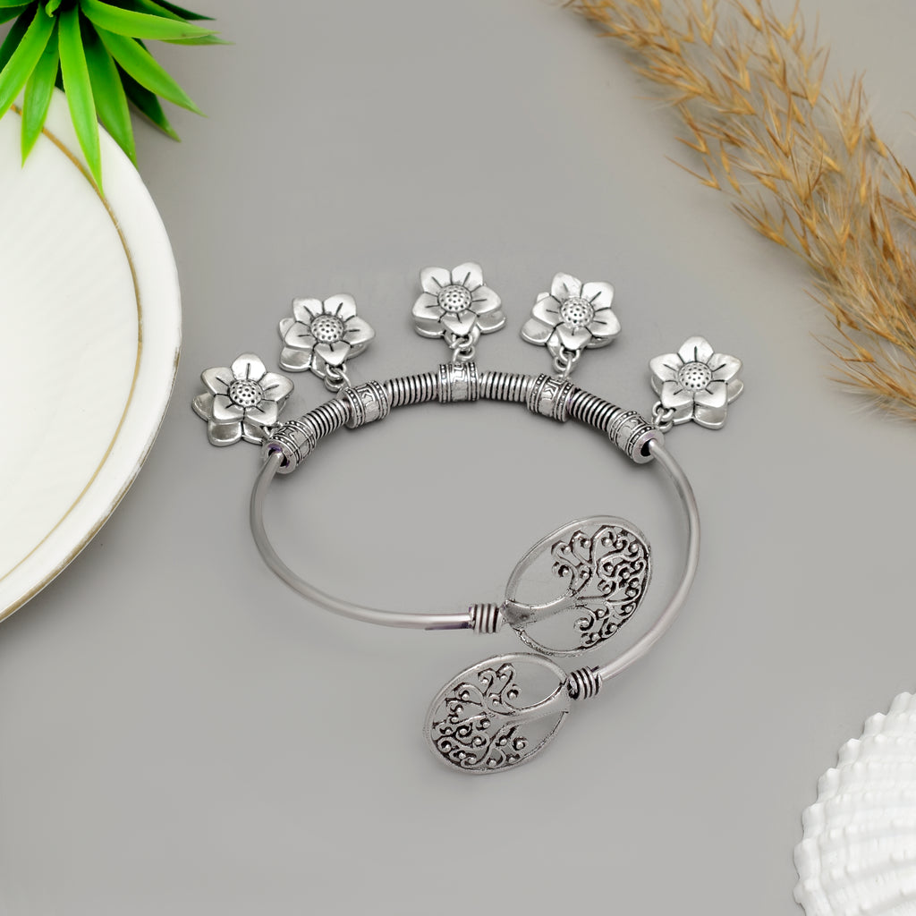 Exquisite Handcrafted Oxidised Silver Floral & Tree of Life Charm Kada – Timeless Artisanal Elegance and Boho-Chic Statement Jewelry