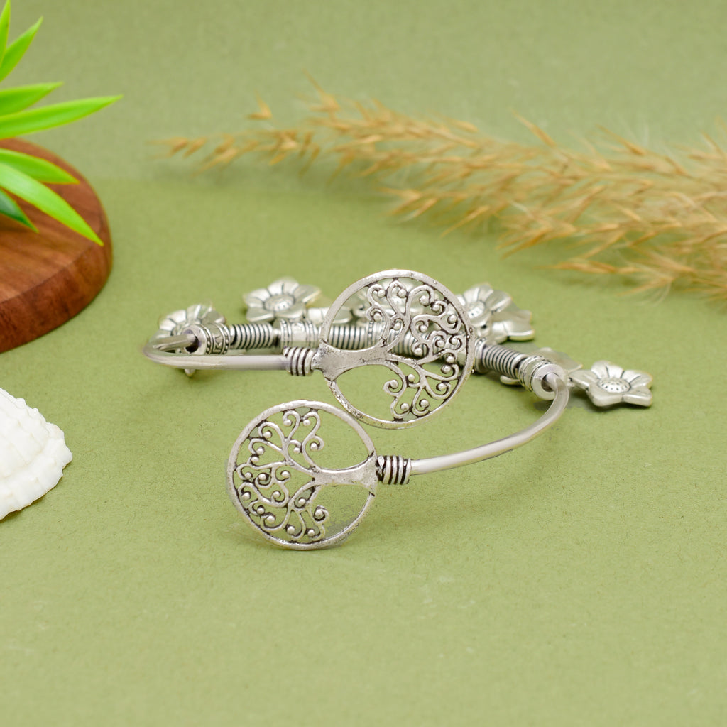 Exquisite Handcrafted Oxidised Silver Floral & Tree of Life Charm Kada – Timeless Artisanal Elegance and Boho-Chic Statement Jewelry