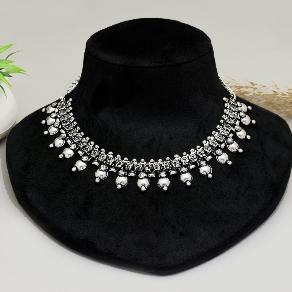 Exquisite Handcrafted Oxidised Silver-Toned Sunburst & Filigree Choker – Traditional Ethnic Statement Bib Necklace for Women